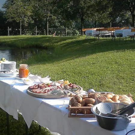 Scheffer's فندق 4*